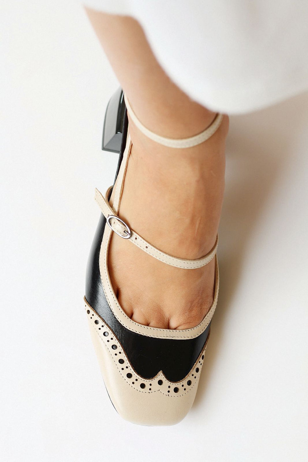 Slingback Cherry doll in black and white.