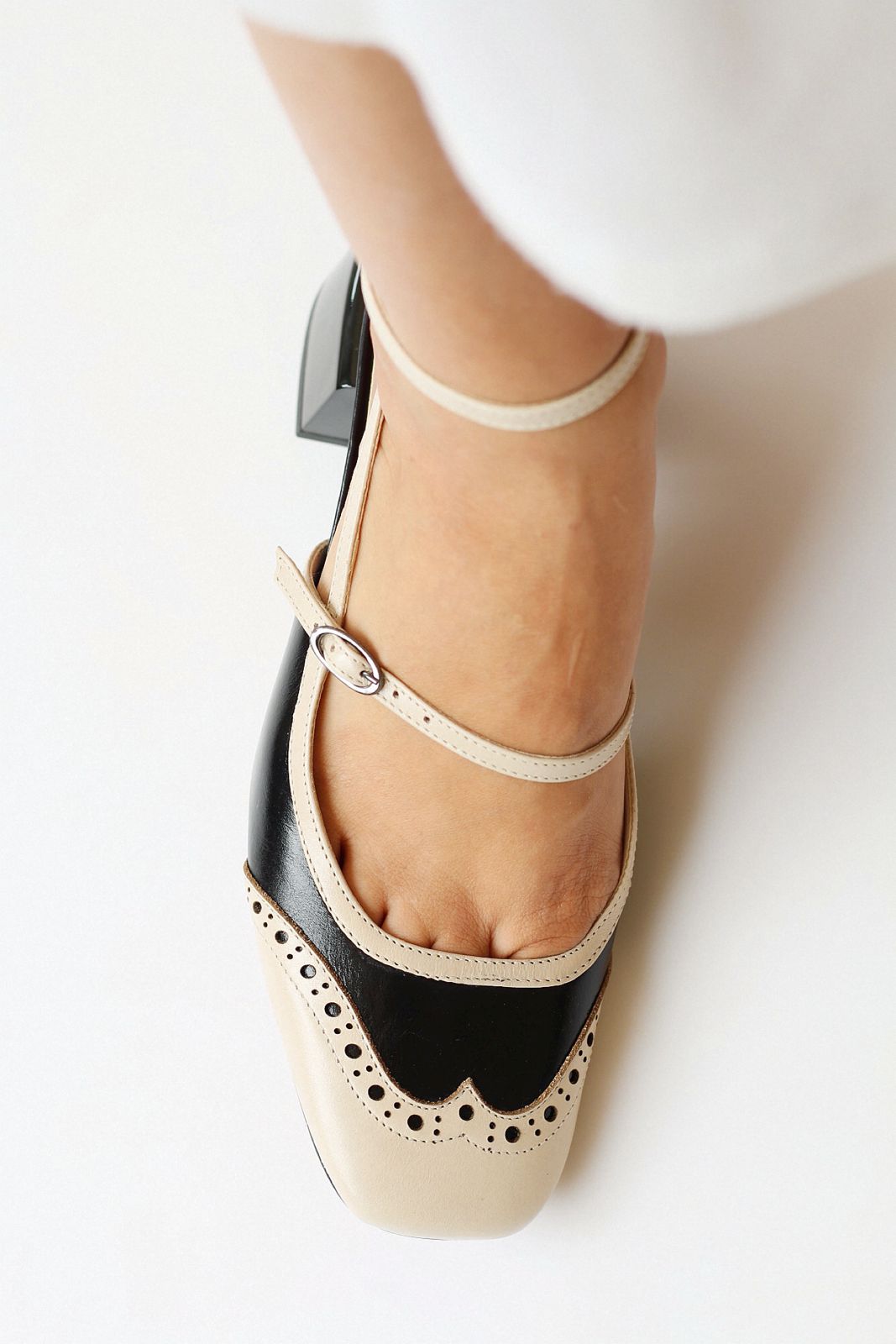 Slingback Cherry doll in black and white.