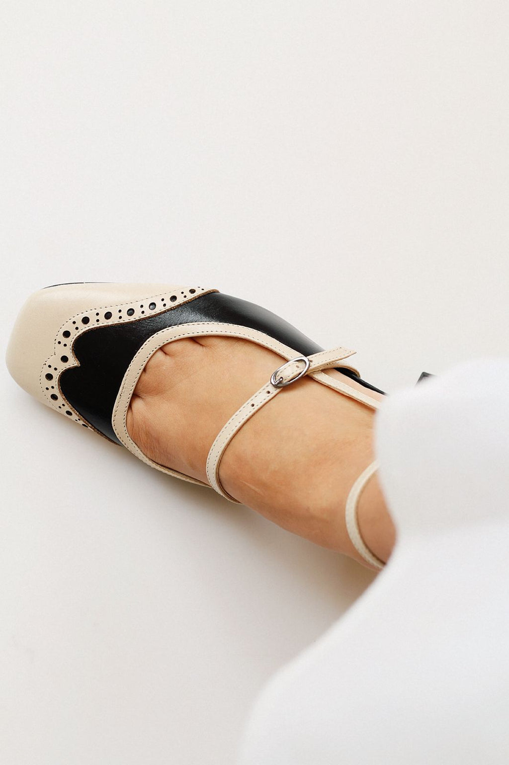 Slingback Cherry doll in black and white.