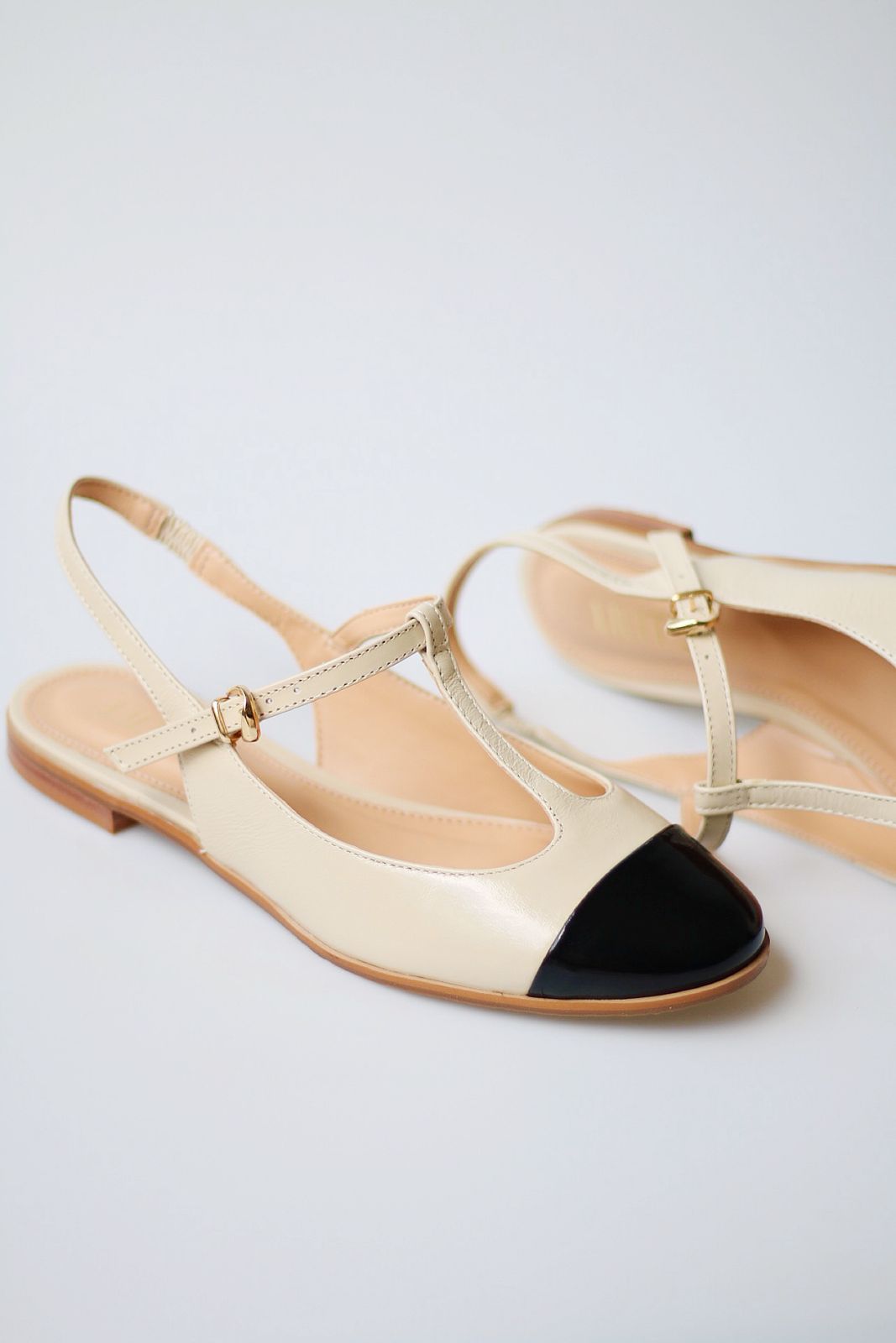 Bailarina Nyssa creme e preto