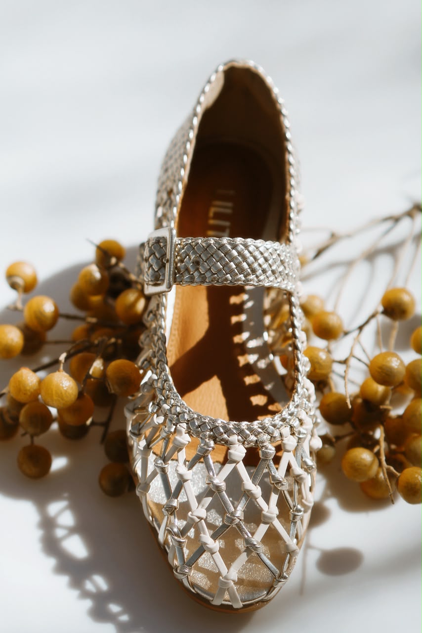 Sapatilha Ivana macrame ouro light e branco
