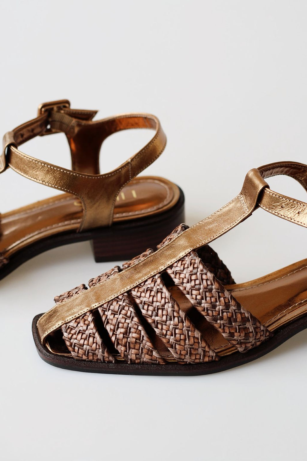 Fisherman Dalila leather and raffia